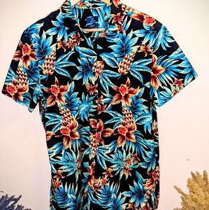 Hawaii print button down